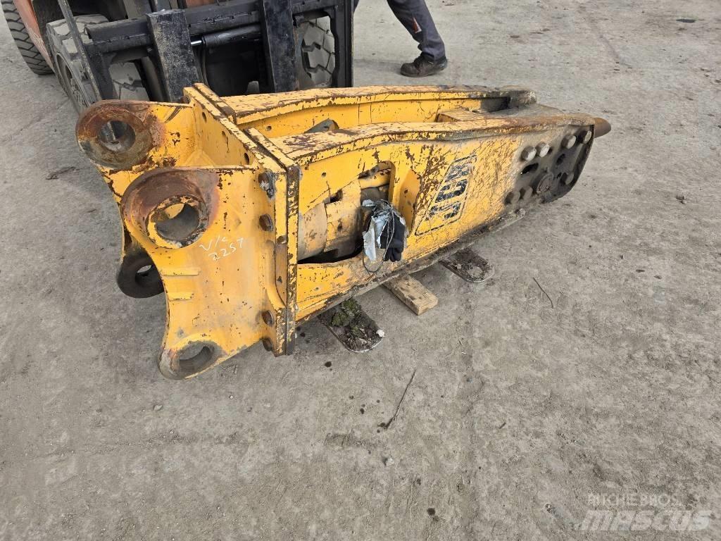 JCB 2T 브레이커