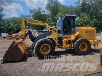 John Deere 624k  휠로우더