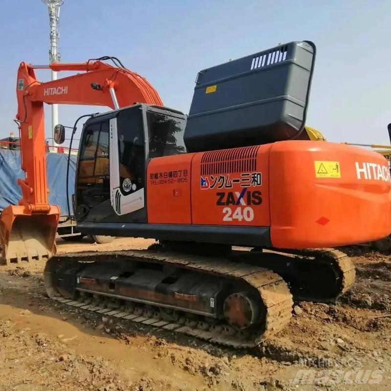 Hitachi ZX 240 대형 굴삭기 29톤 이상