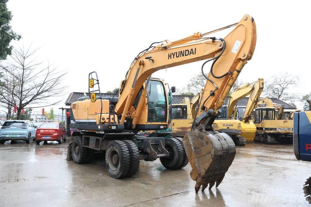 Hyundai 150W-9  휠 굴삭기