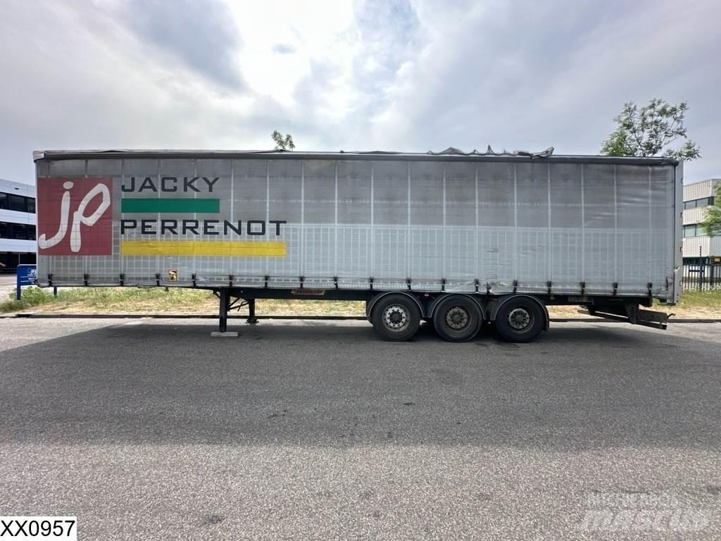 Fruehauf Tautliner 커튼사이더 세미 트레일러