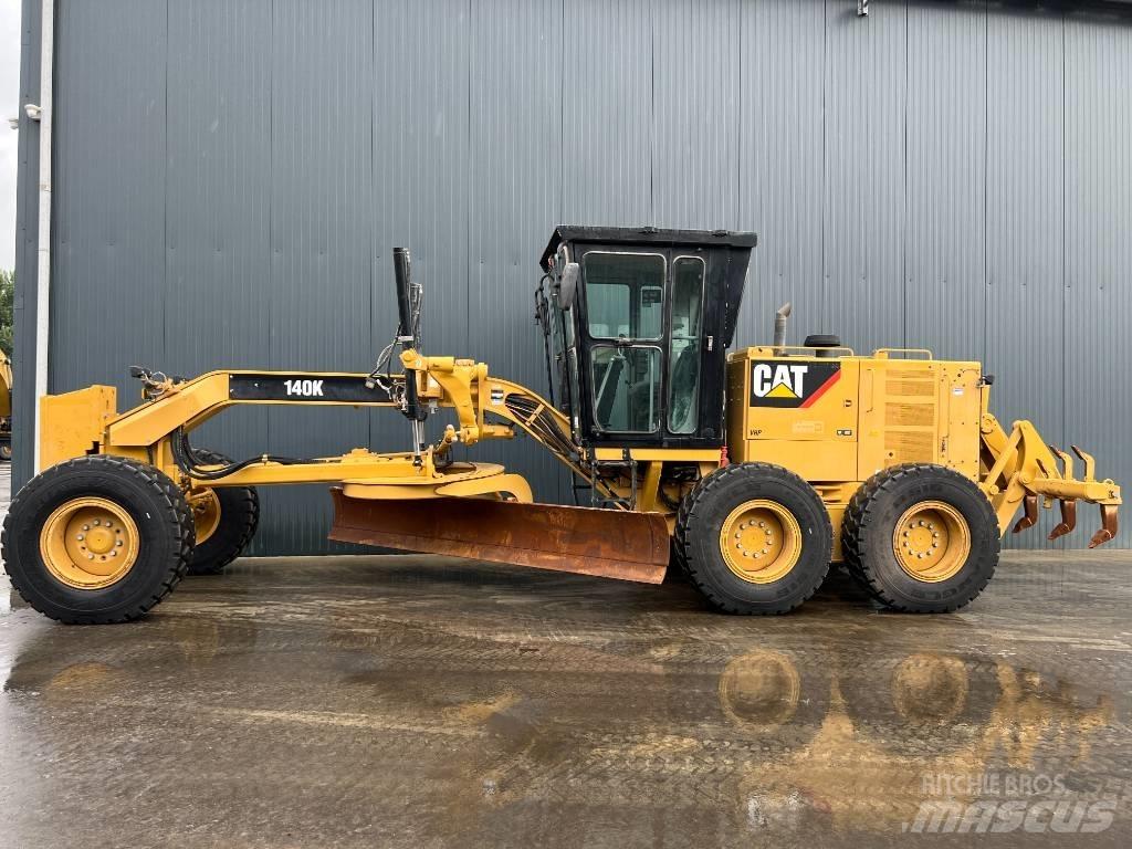 CAT 140K 그레이더