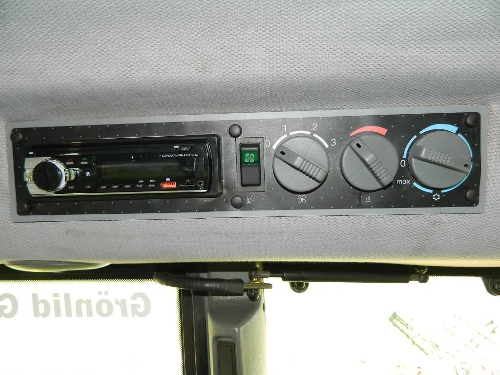 Valtra T 140 트랙터