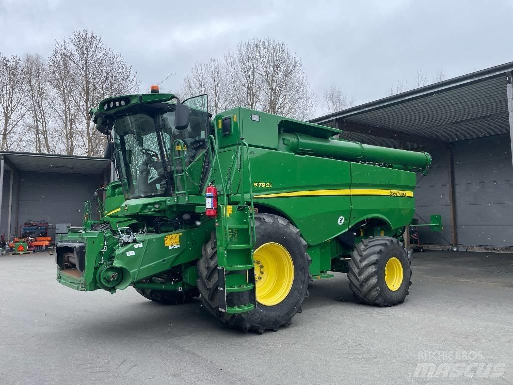 John Deere S790i 콤바인 수확기