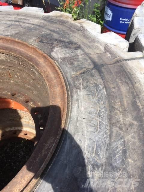 Bridgestone v  휠로우더