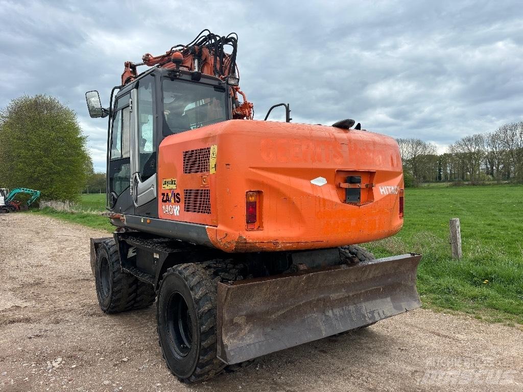 Hitachi ZX 140 W T-3  휠 굴삭기