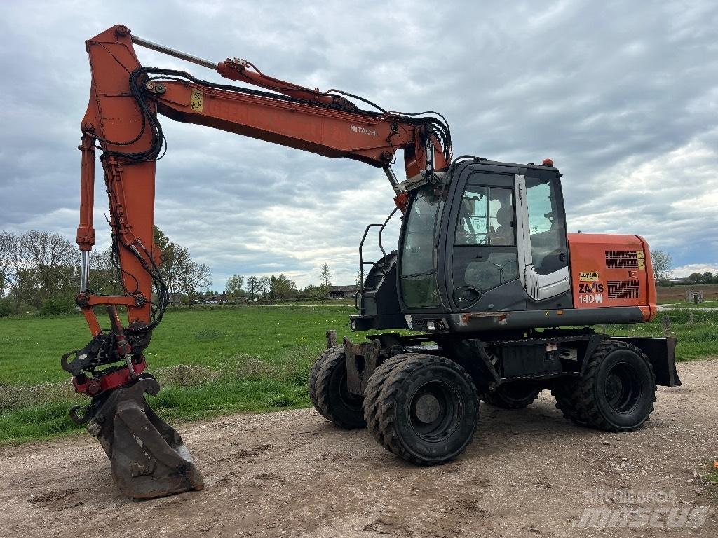 Hitachi ZX 140 W T-3  휠 굴삭기