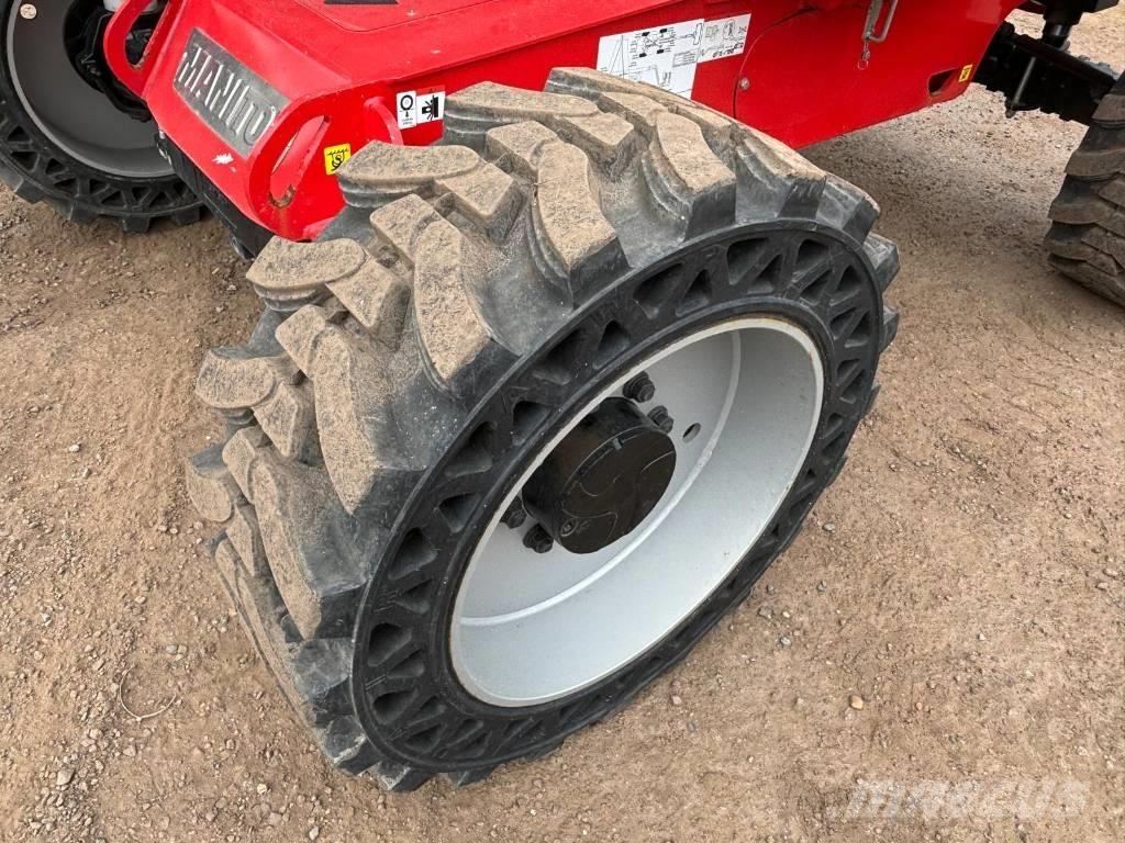 Manitou 200 ATJ 관절형 전동이동 리프트