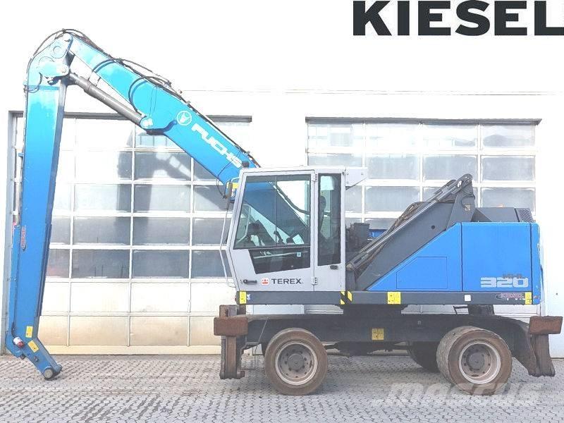 Fuchs MHL 320 F 폐기물/산업 처리기