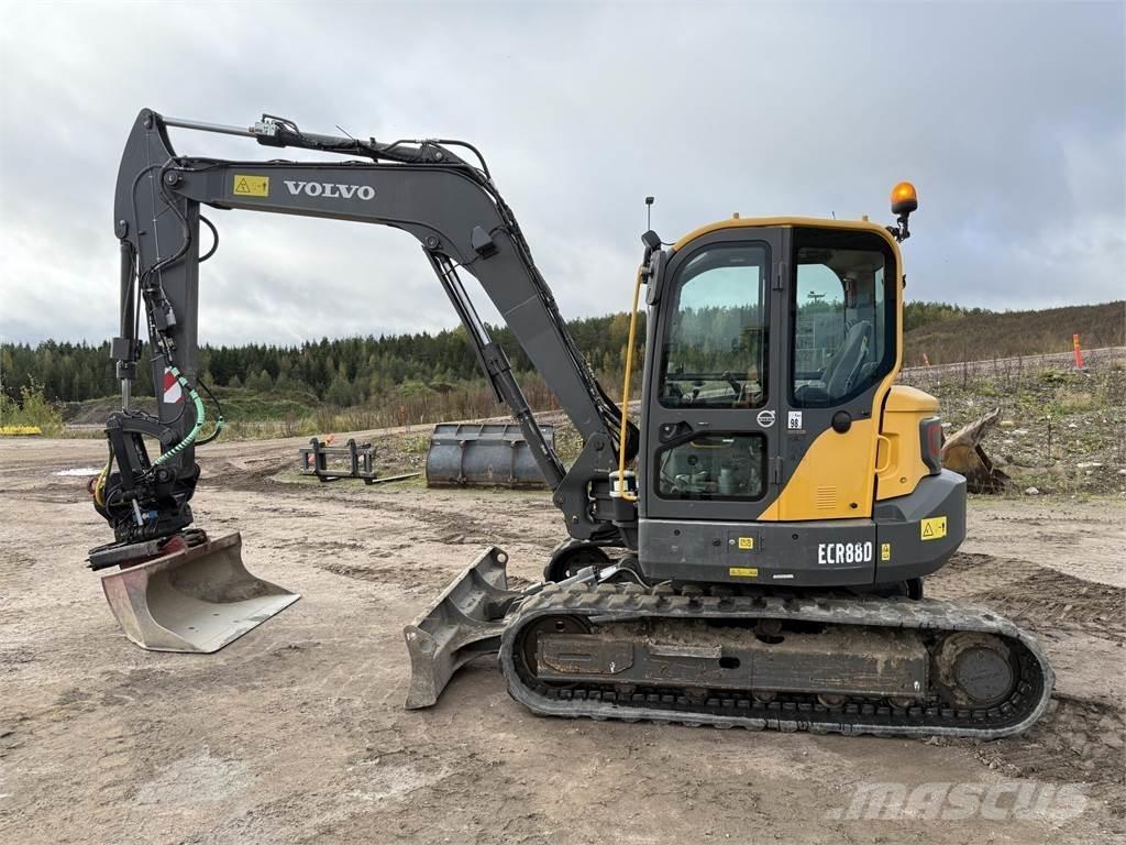 Volvo ECR88 D 중형굴삭기 7톤-28톤