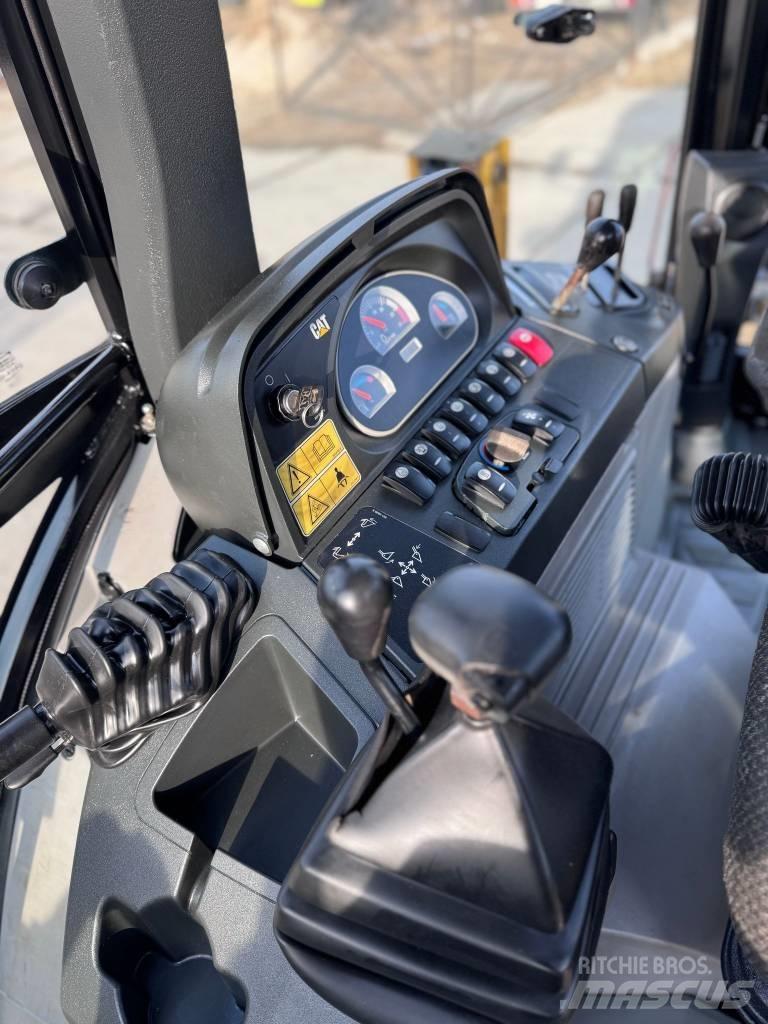 CAT 428 E 백호로더