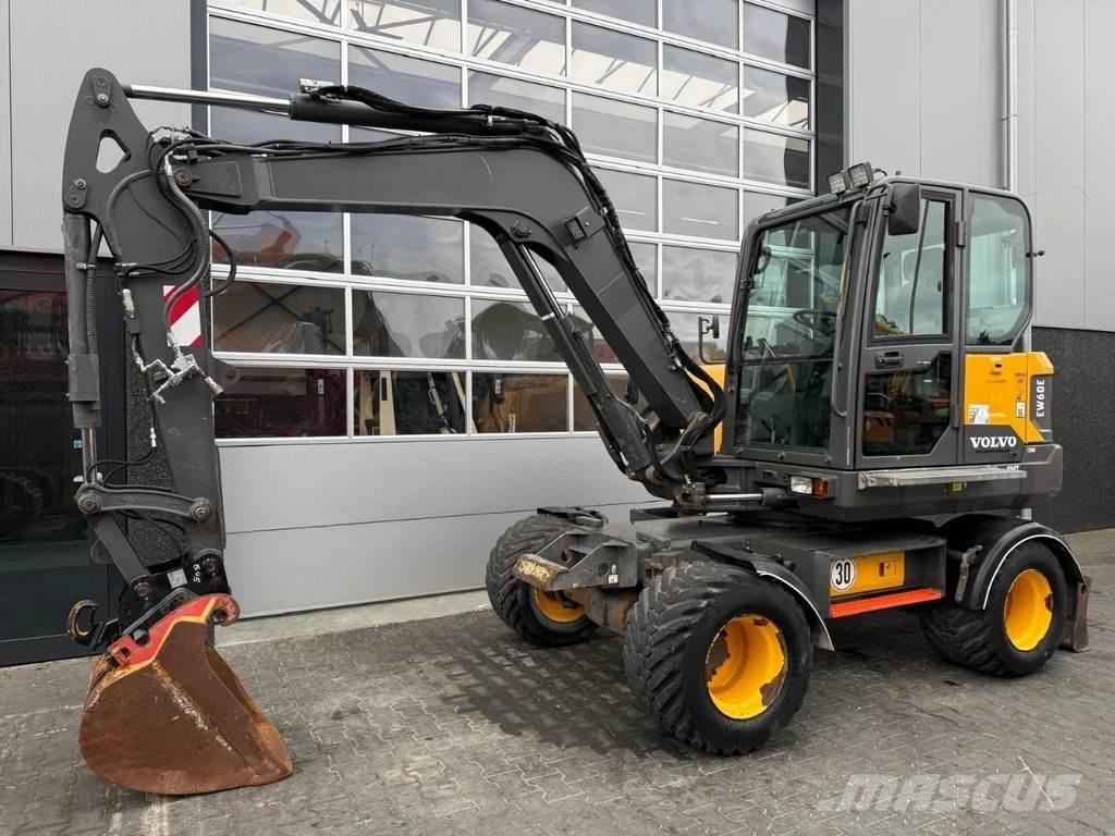 Volvo EW60E | A/C 중형굴삭기 7톤-28톤