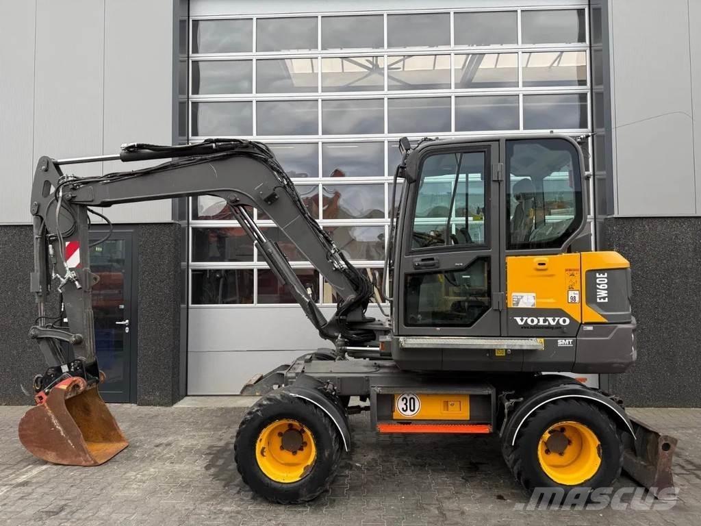 Volvo EW60E | A/C 중형굴삭기 7톤-28톤