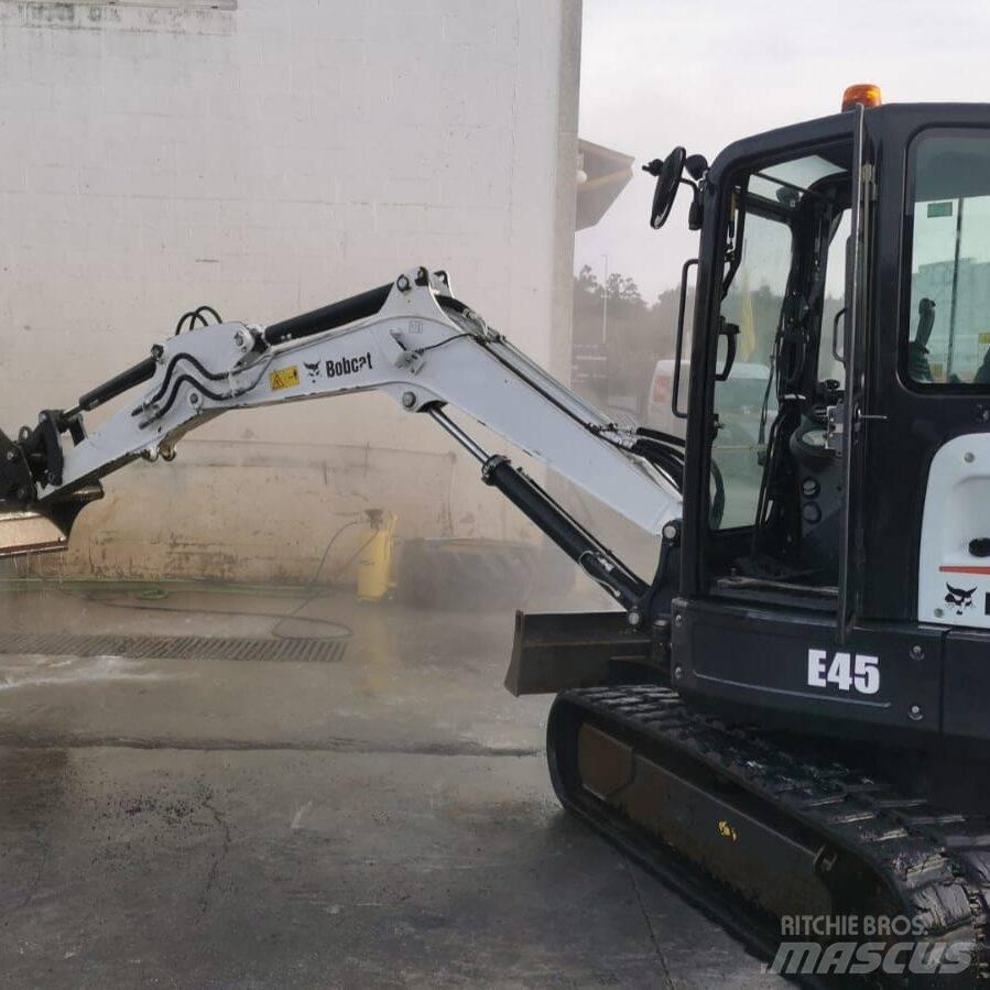 Bobcat E 45 소형 굴삭기 7톤 미만
