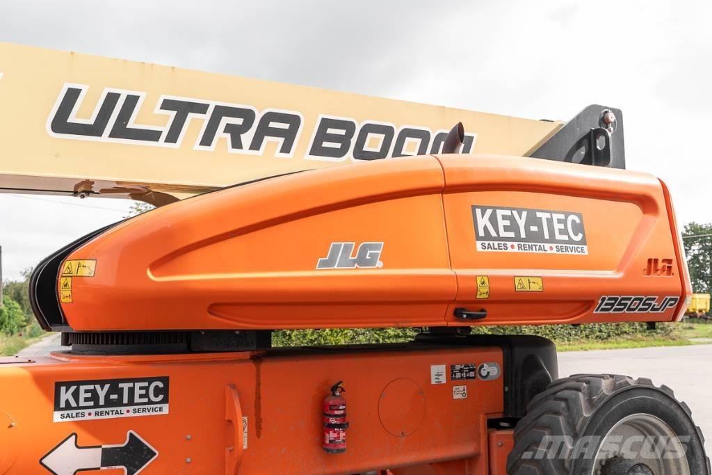 JLG 1350 SJP 견인식 전동이동 리프트