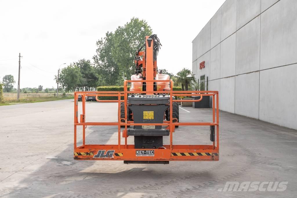 JLG 1350 SJP 견인식 전동이동 리프트