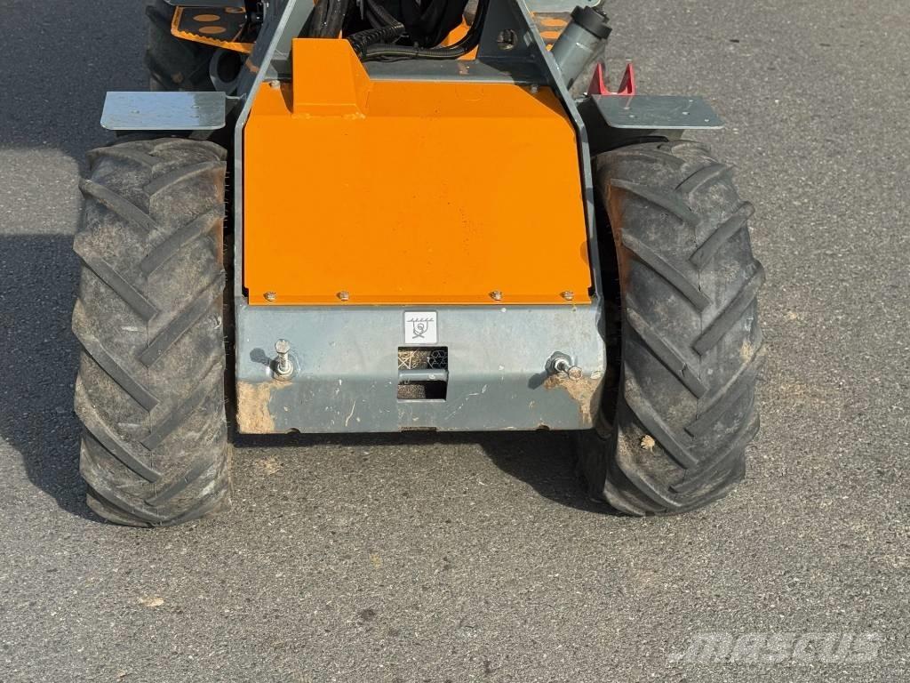 GiANT G 1200  휠로우더