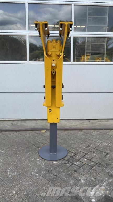 Krupp HM301 브레이커