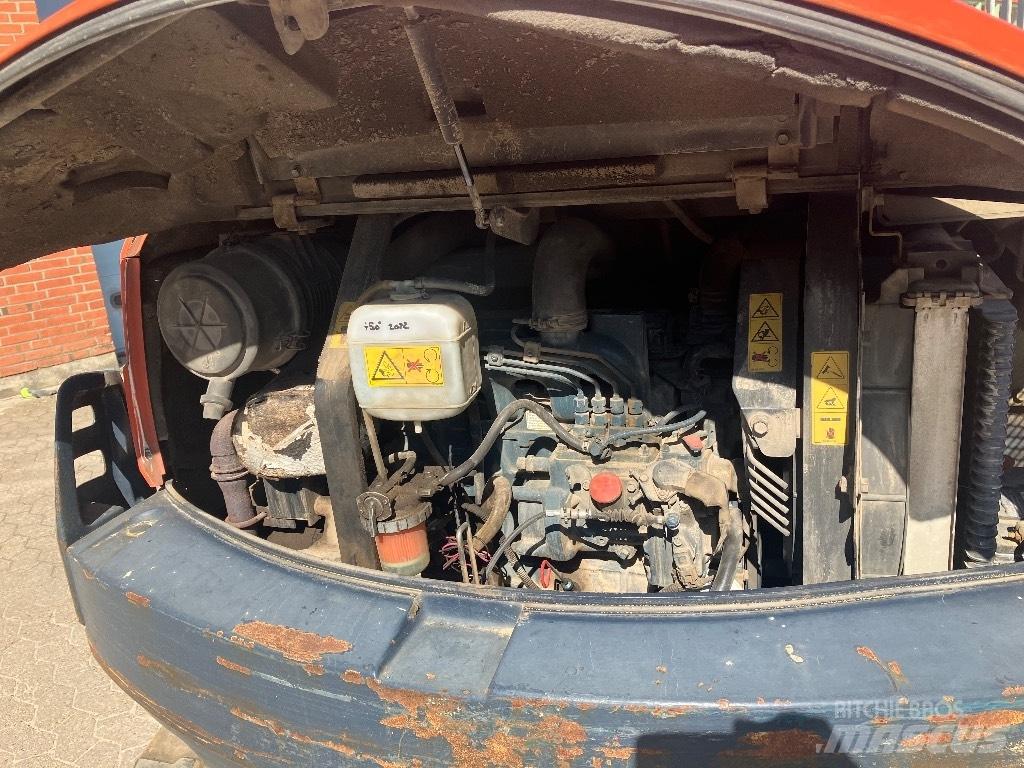 Kubota KX121-3 소형 굴삭기 7톤 미만