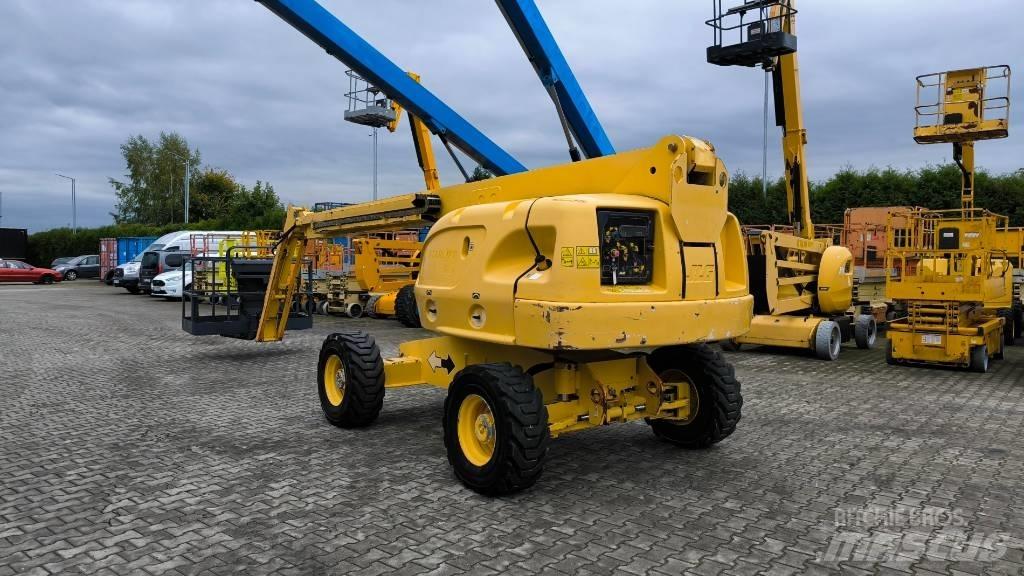 JLG 460 SJ 견인식 전동이동 리프트
