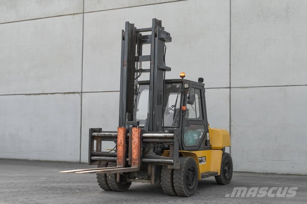 Komatsu FD 80-10 디젤 지게차