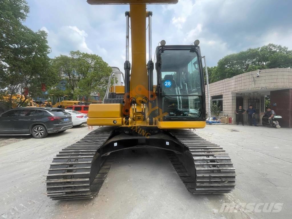CAT 320GC NEXT GEN 대형 굴삭기 29톤 이상