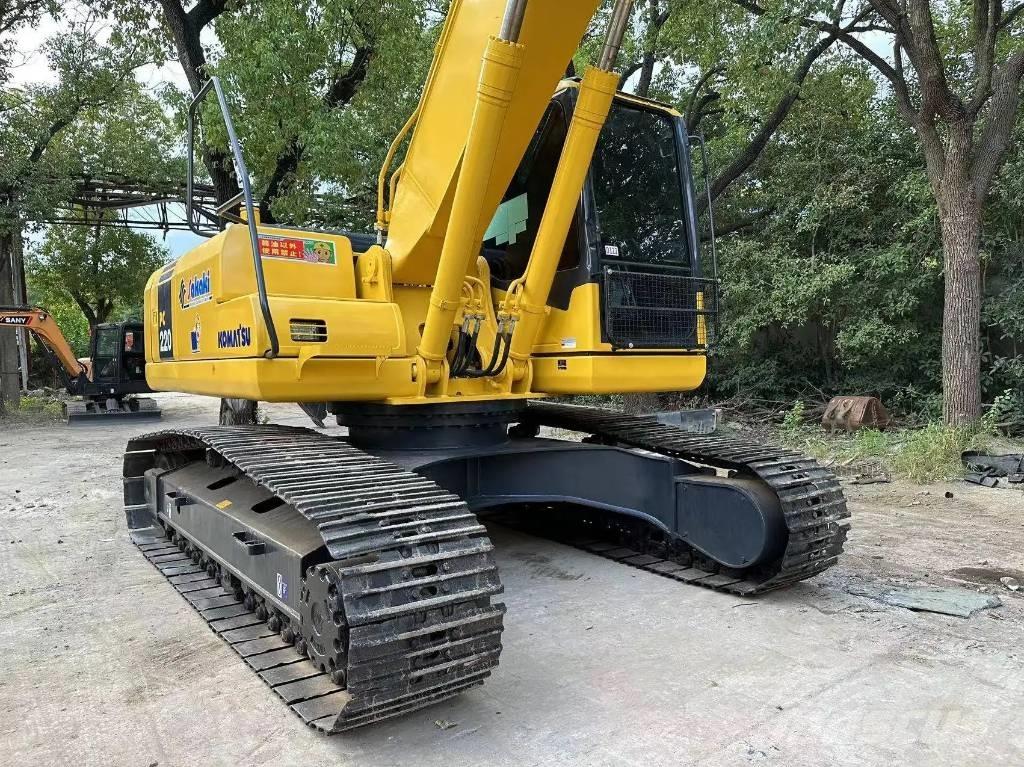 Komatsu PC220-8 대형 굴삭기 29톤 이상