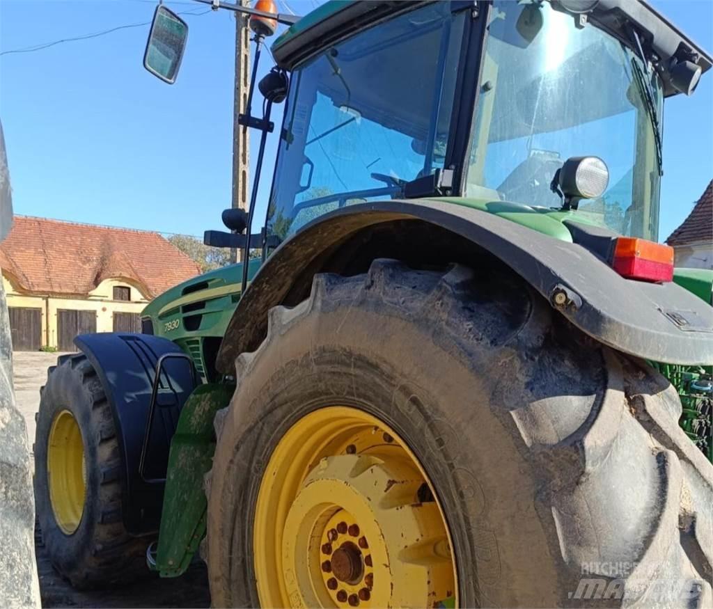 John Deere 7930 트랙터