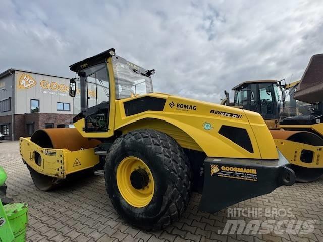 Bomag BW 213 D -5 싱글 드럼 롤러