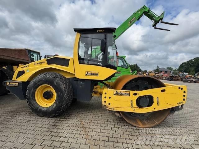 Bomag BW 213 D -5 싱글 드럼 롤러