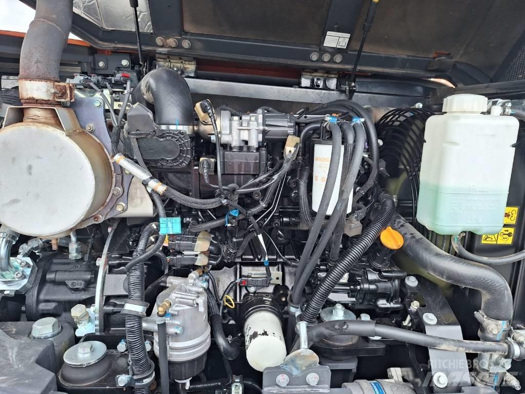 Doosan DX 85 R 대형 굴삭기 29톤 이상