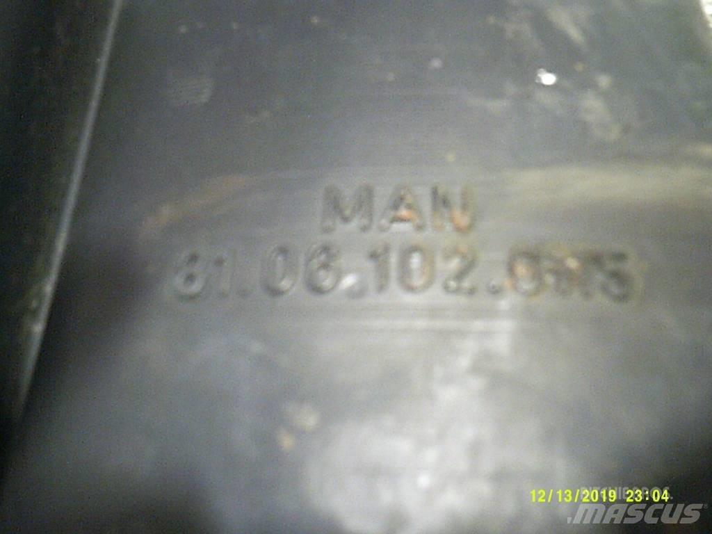 MAN TGX   81061026115 라디에이터