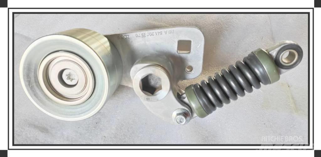 CLAAS Belt tensioner 엔진