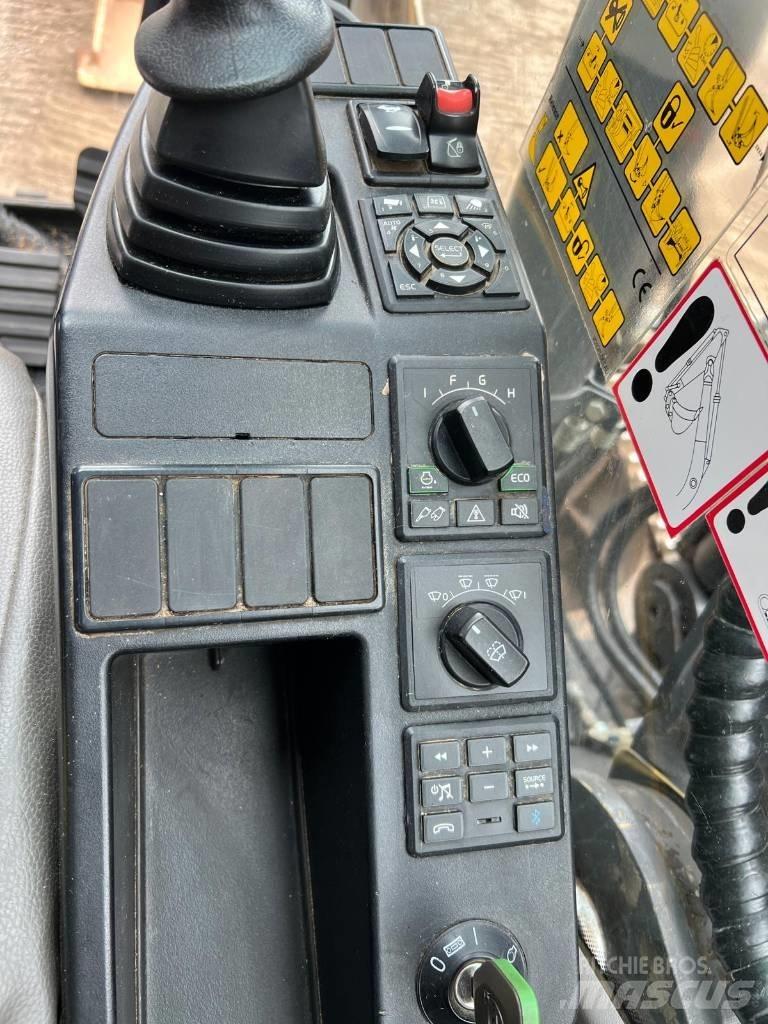 Volvo EC 140 EL 대형 굴삭기 29톤 이상