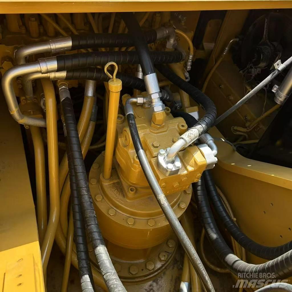 CAT 329 D 2L 대형 굴삭기 29톤 이상
