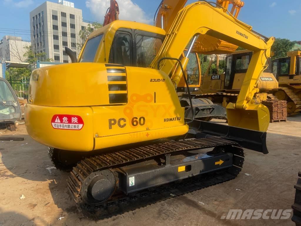 Komatsu PC 60 대형 굴삭기 29톤 이상