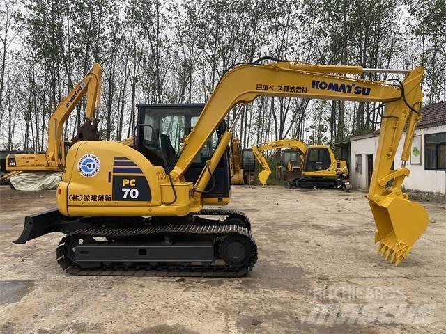 Komatsu PC70-8 대형 굴삭기 29톤 이상