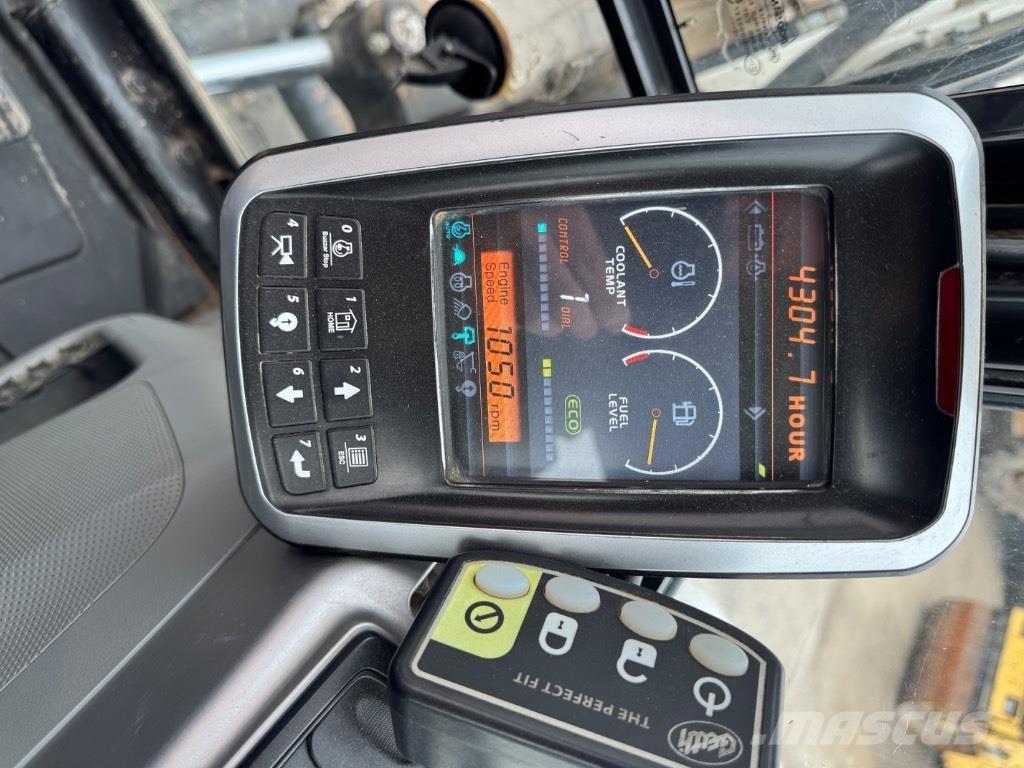 Bobcat E85 (14727) 중형굴삭기 7톤-28톤