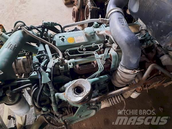 Volvo D7C250 엔진