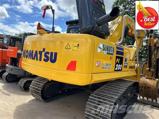 Komatsu PC 200-8 대형 굴삭기 29톤 이상