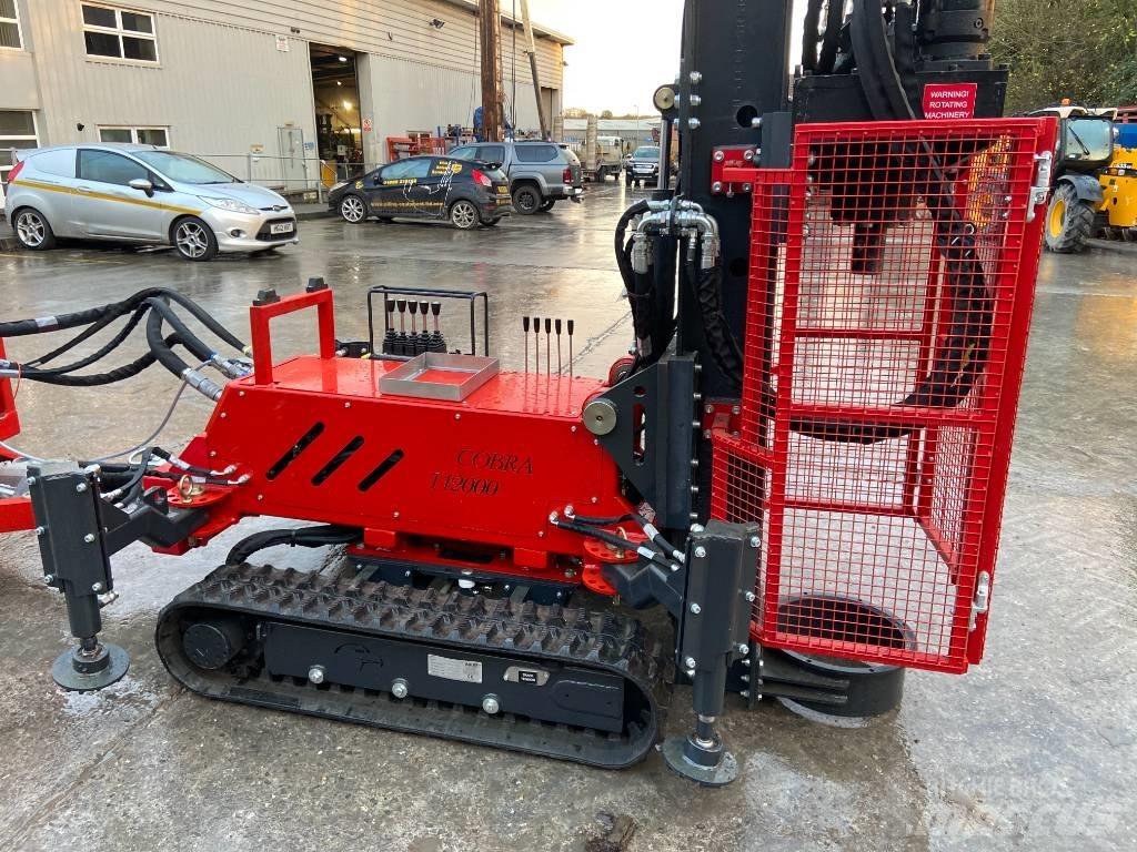 Cobra T12000 말뚝설치기