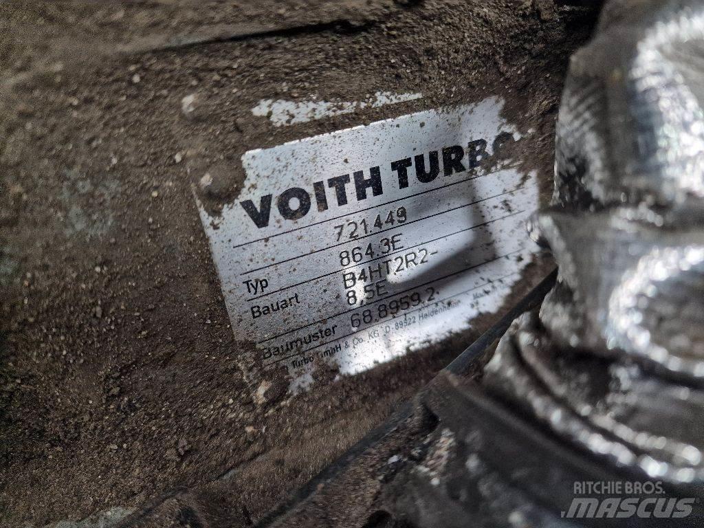 Voith 864.3E 기어박스