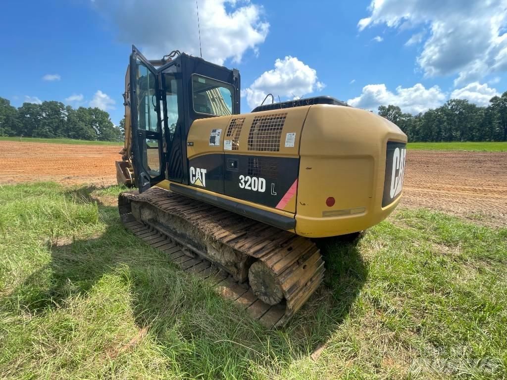 CAT 320 D L 대형 굴삭기 29톤 이상