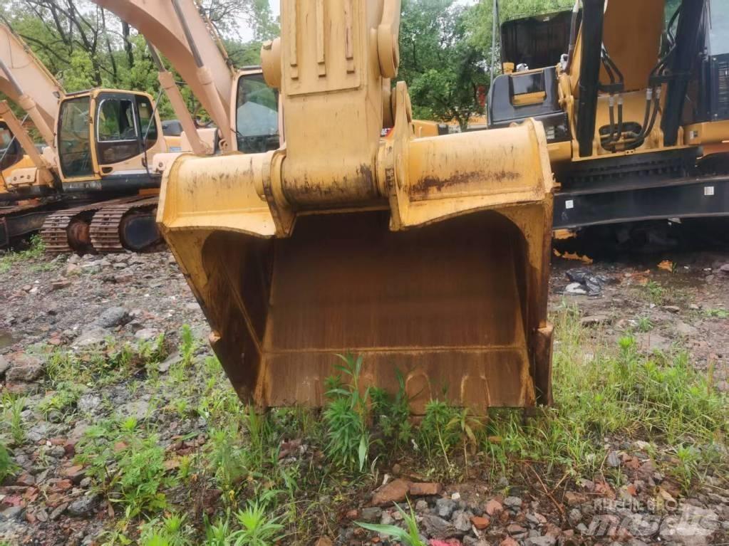 Komatsu PC 350-7 대형 굴삭기 29톤 이상
