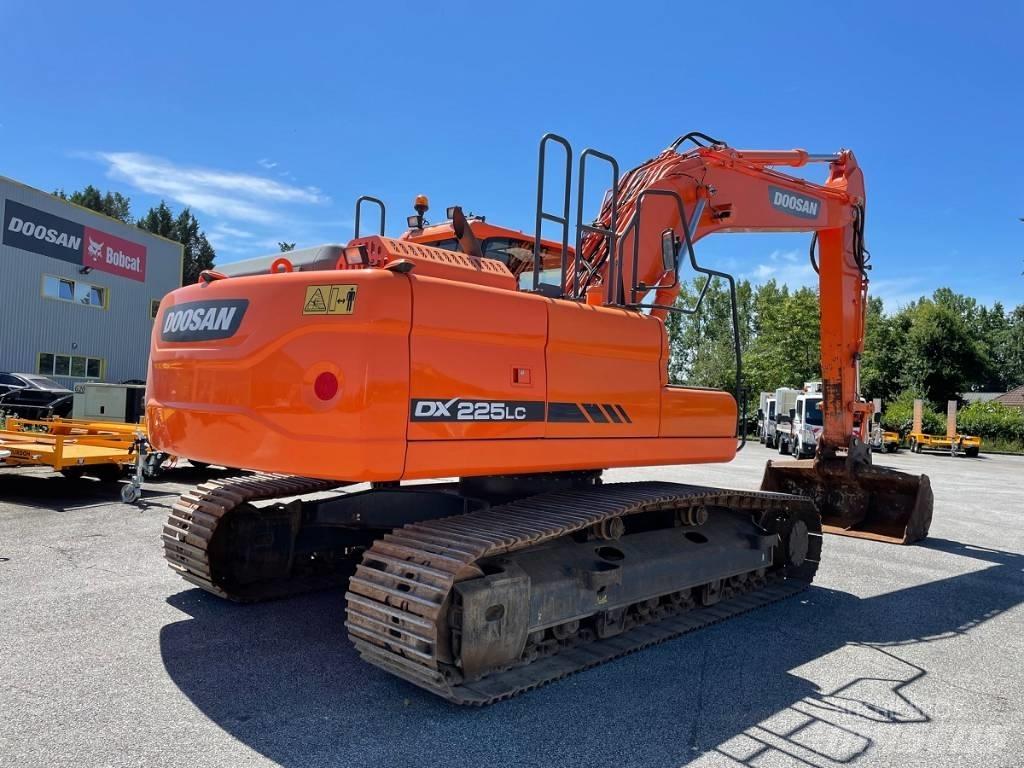 Doosan DX 225 LC-3 대형 굴삭기 29톤 이상