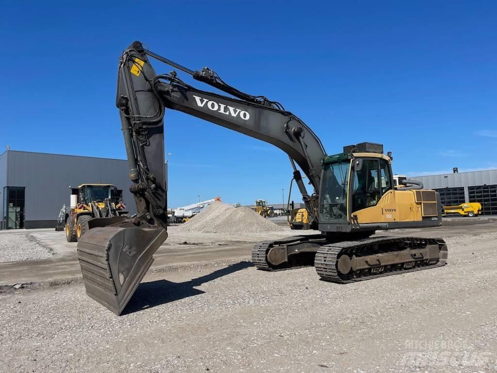 Volvo EC 210 C L 대형 굴삭기 29톤 이상