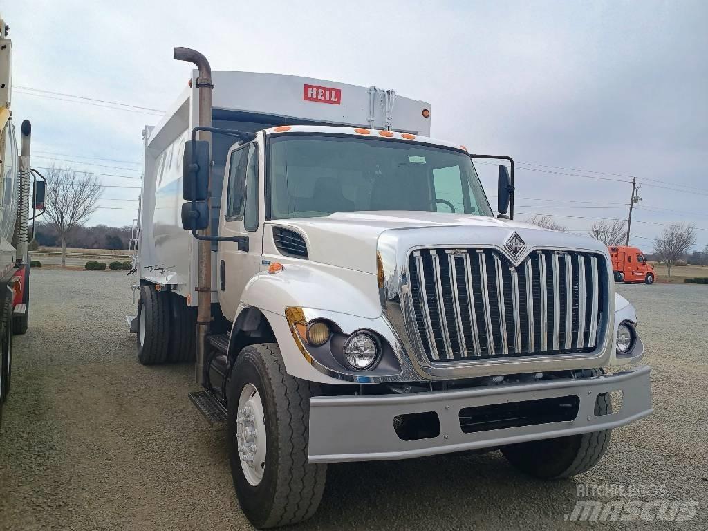 International 7400 폐기물 수거 트럭