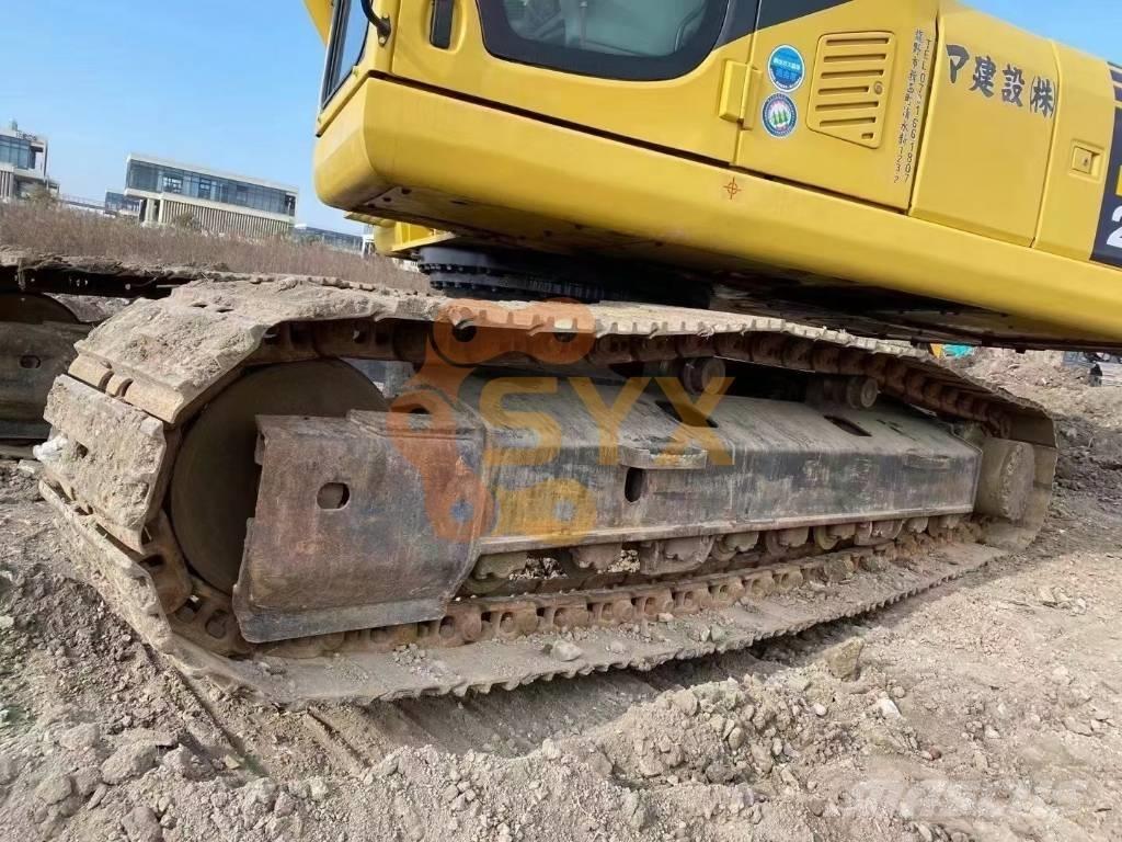 Komatsu PC 210-7 대형 굴삭기 29톤 이상