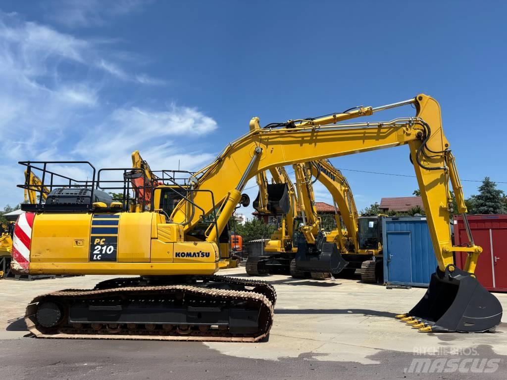 Komatsu PC210LC-11 대형 굴삭기 29톤 이상