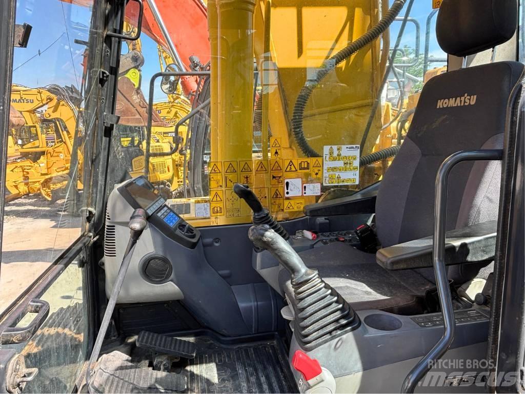 Komatsu PC210LC-11 대형 굴삭기 29톤 이상